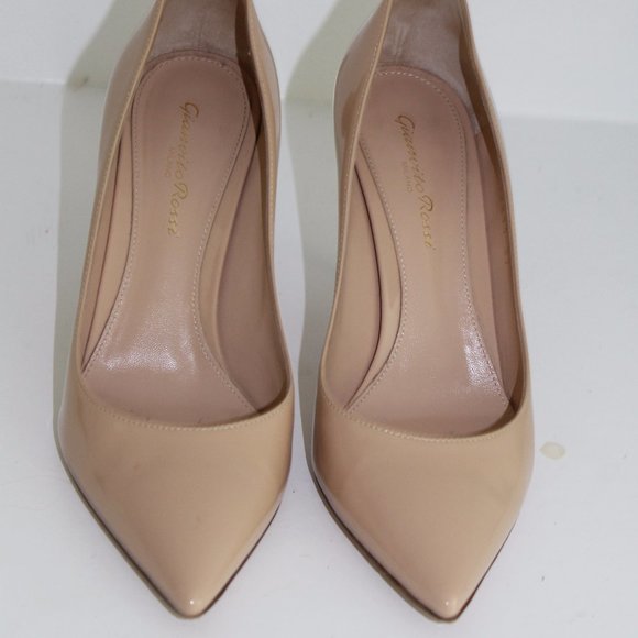 Gianvito Rossi Patent Leather Cream Nude Tan Stiletto Pumps Heels Size 37 - Picture 2 of 9
